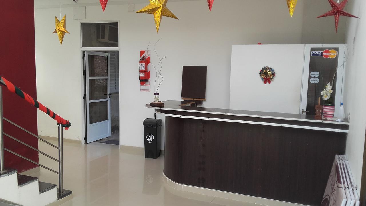 Hotel Florida Saladas Екстер'єр фото