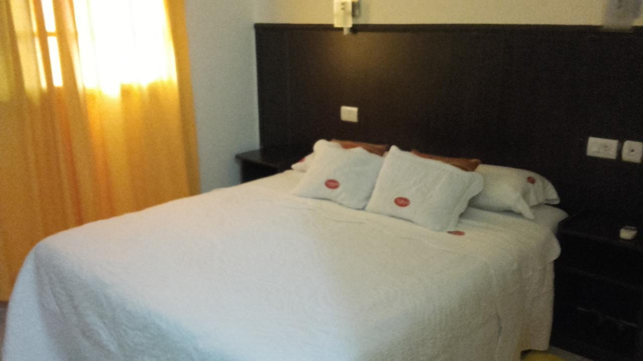 Hotel Florida Saladas Екстер'єр фото