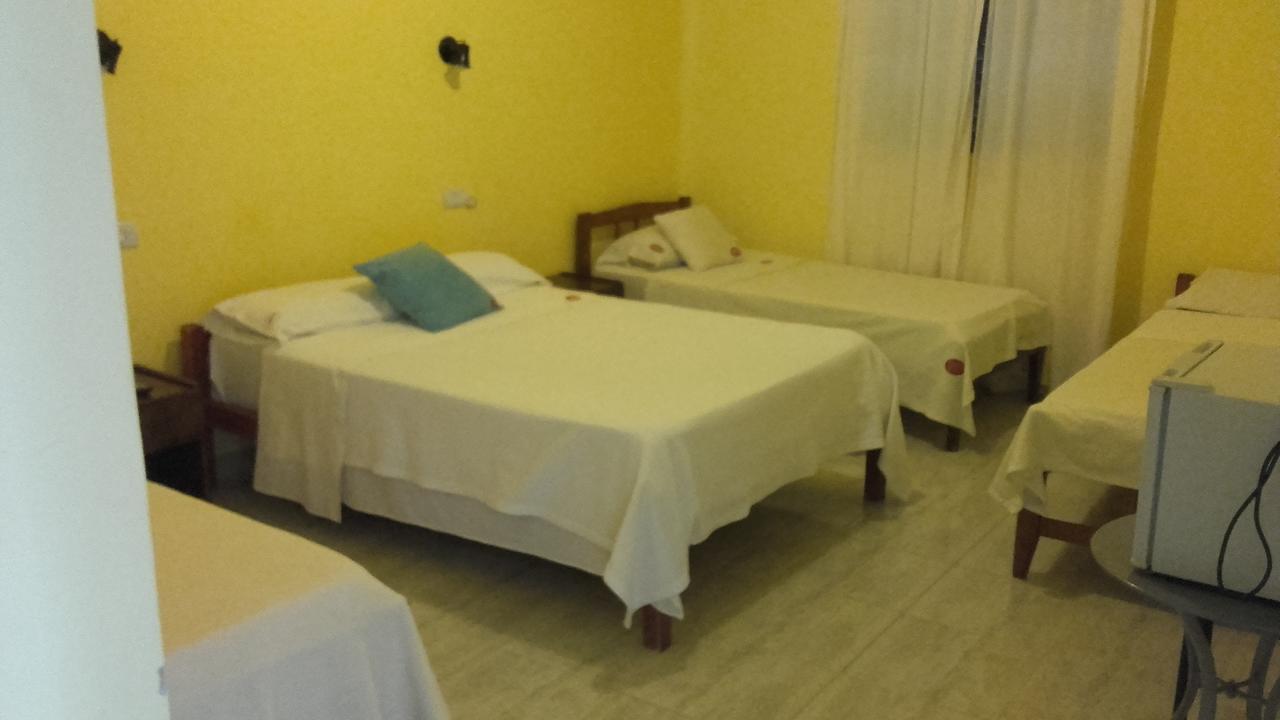 Hotel Florida Saladas Екстер'єр фото