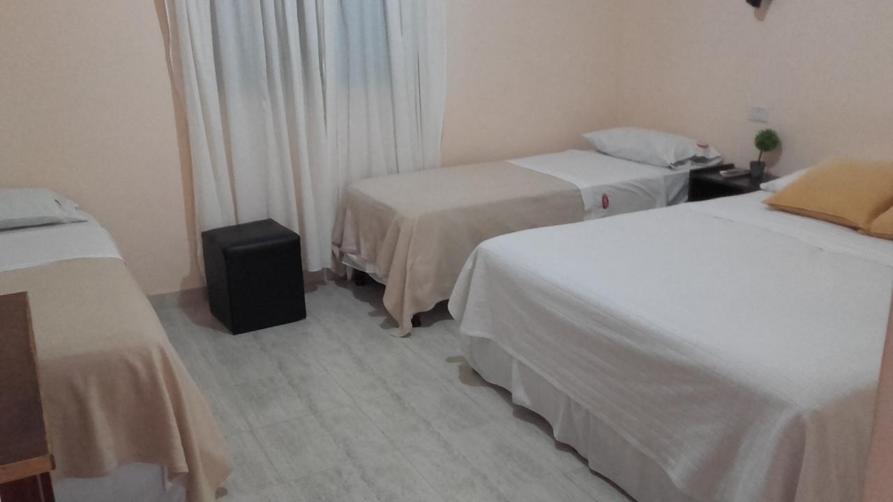 Hotel Florida Saladas Екстер'єр фото